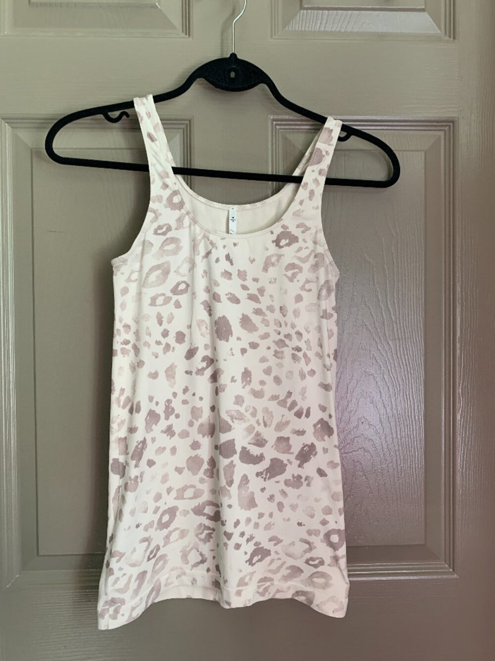 Babaton Aritzia Leopard Print Tank Top Size M Cream Mauve Animal Print